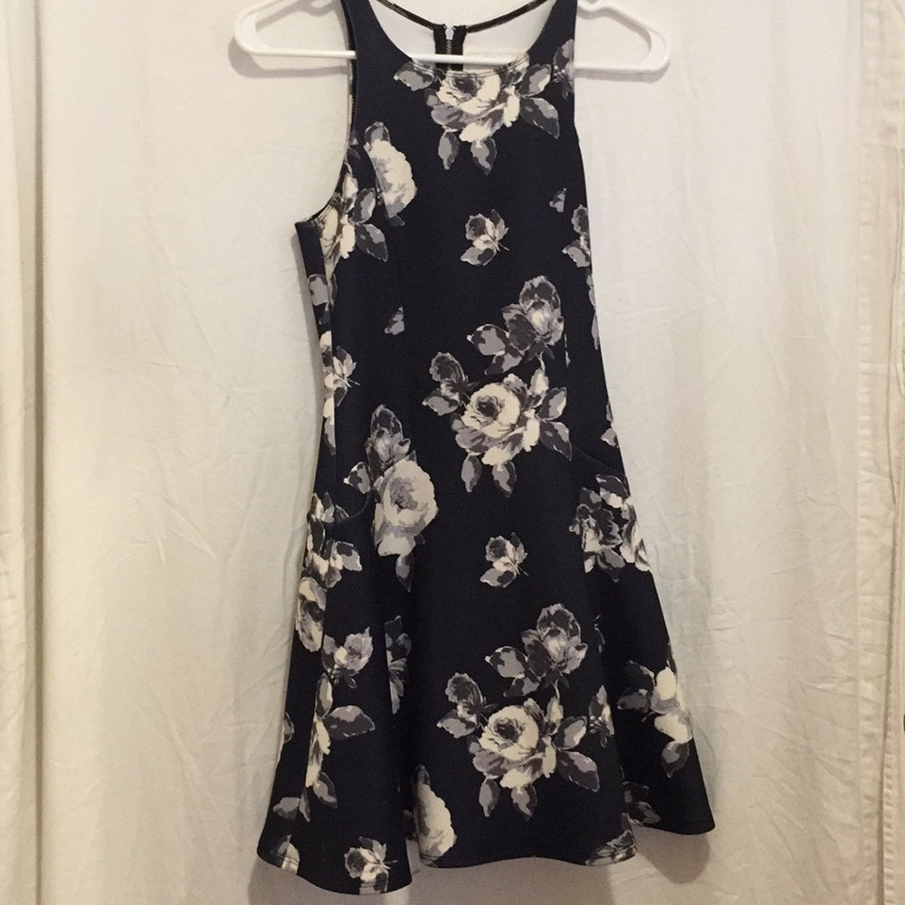 Abercrombie & Fitch Dress Size small sleeveless
